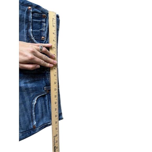 Abercrombie & Fitch The Mom Short High Rise Denim Shorts size 30 Blue - Picture 4 of 9